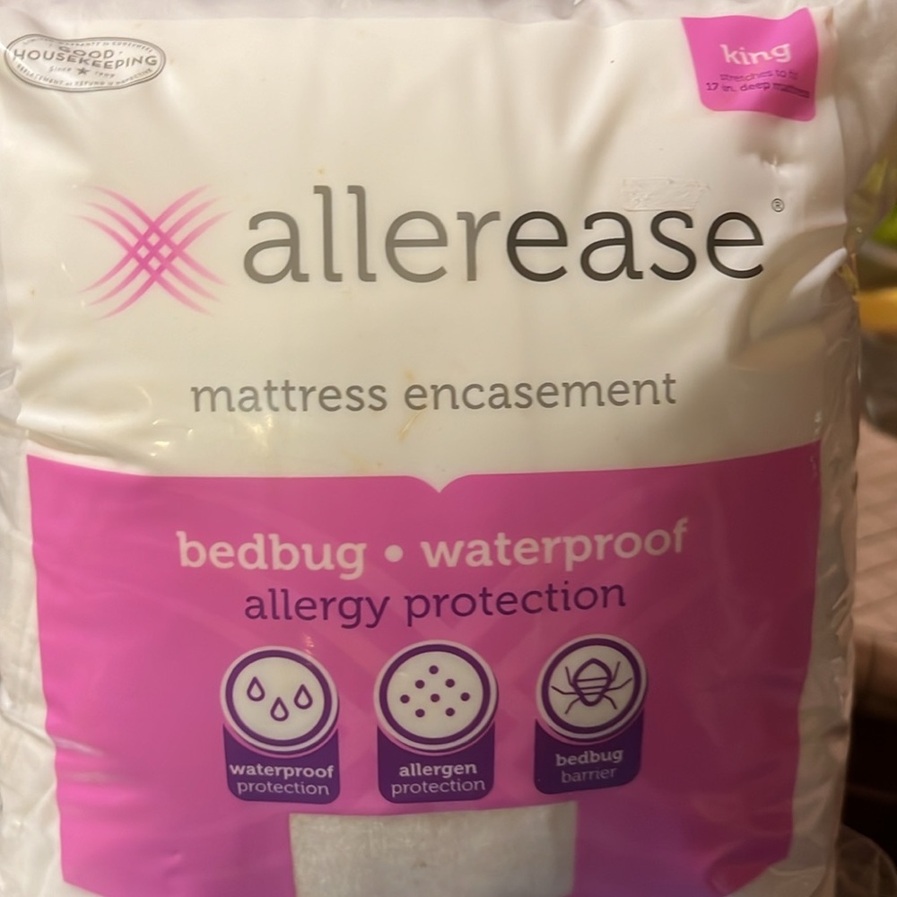 NEW ALLEREASE MATTRESS ENCASEMENT ! - Picture 2 of 8